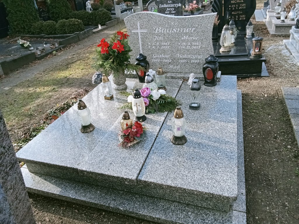 Grób Maria Bausmer