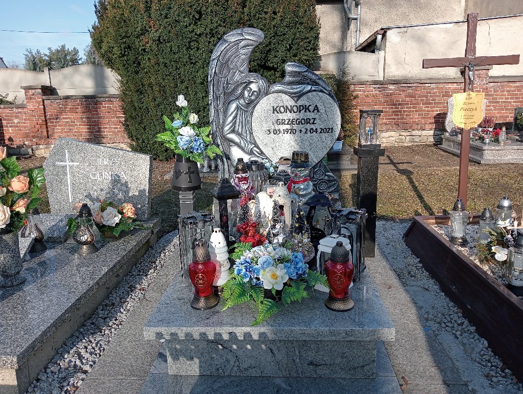 Grób Grzegorz Konopka