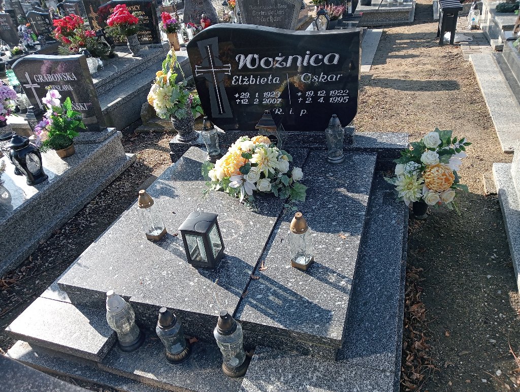 Grób Oskar Woźnica